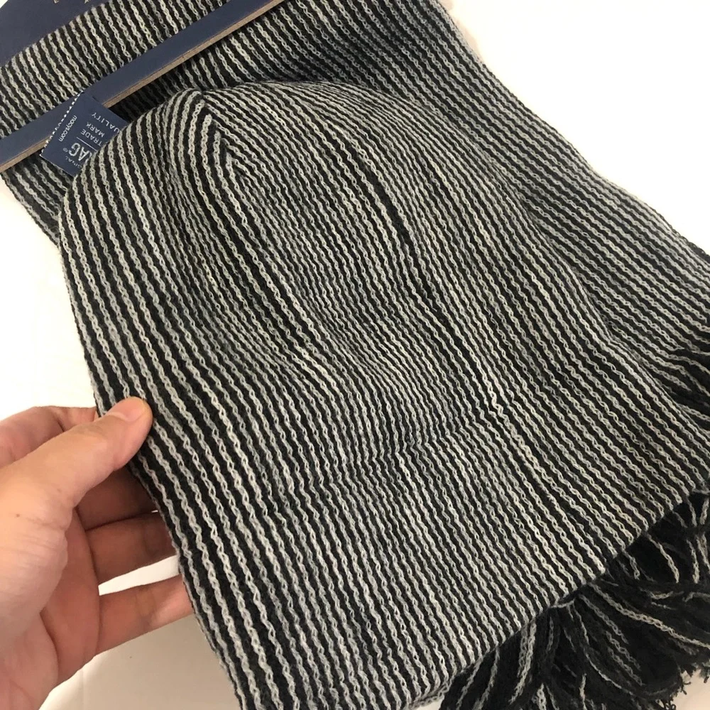 AMERICAN RAG CIE Mens 3-Pc Winter Set Fringe Scarf Beanie Gloves Gray NWT